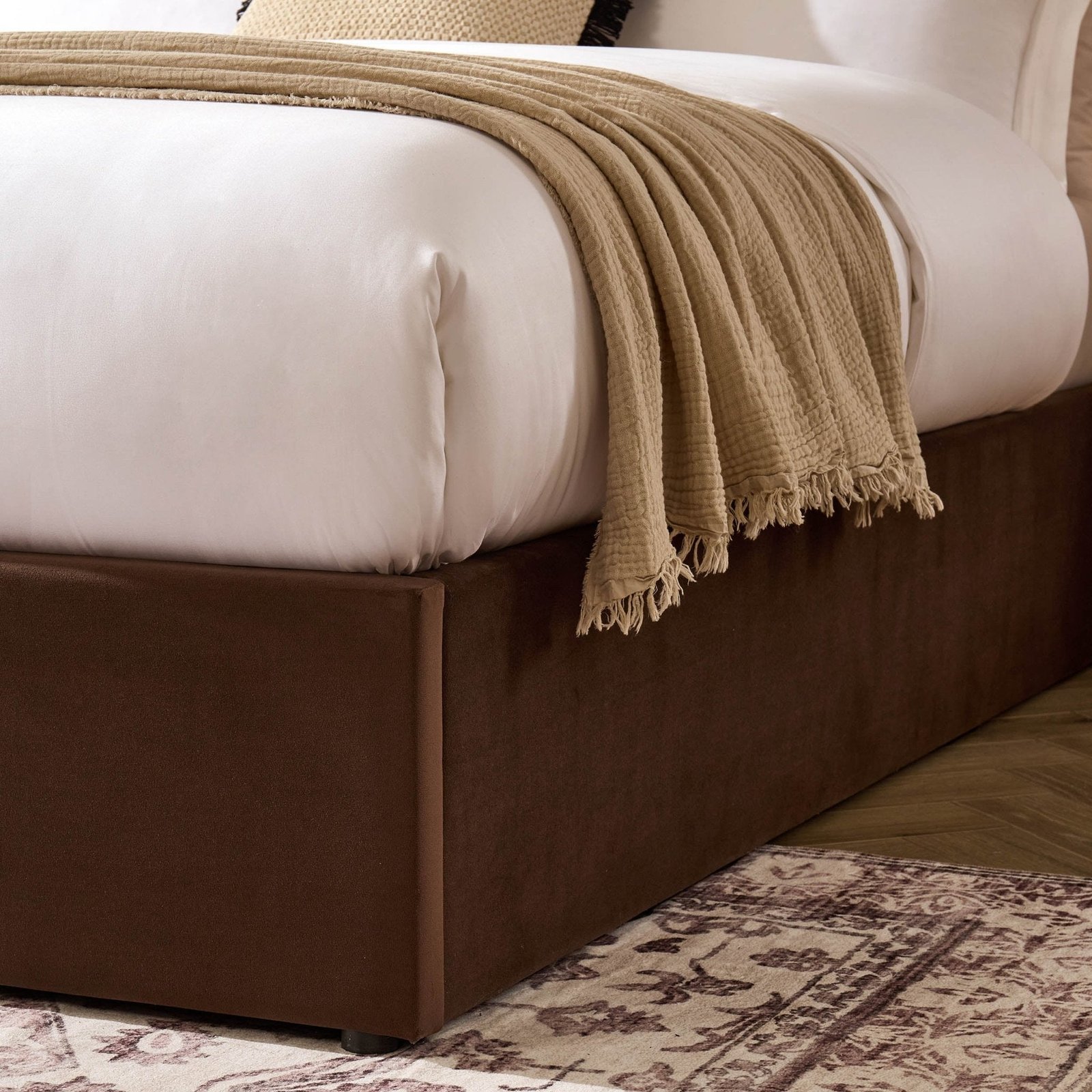 LiomoraAscot Ottoman Storage Bed - Cappuccino - Image 9