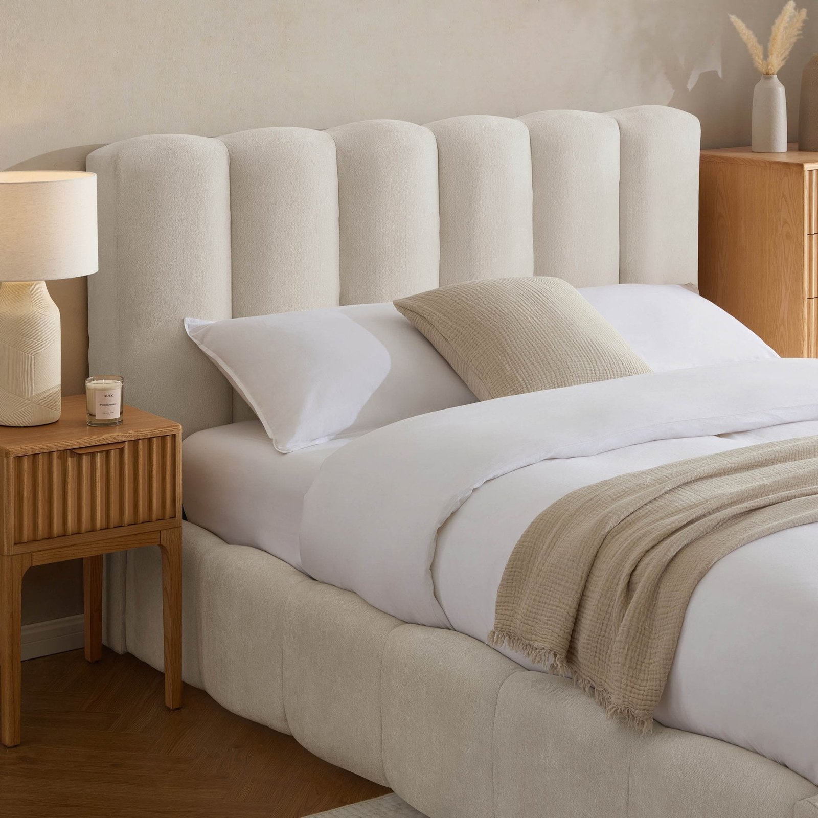 LiomoraCheshire Ottoman Storage Bed - Ivory - Image 3