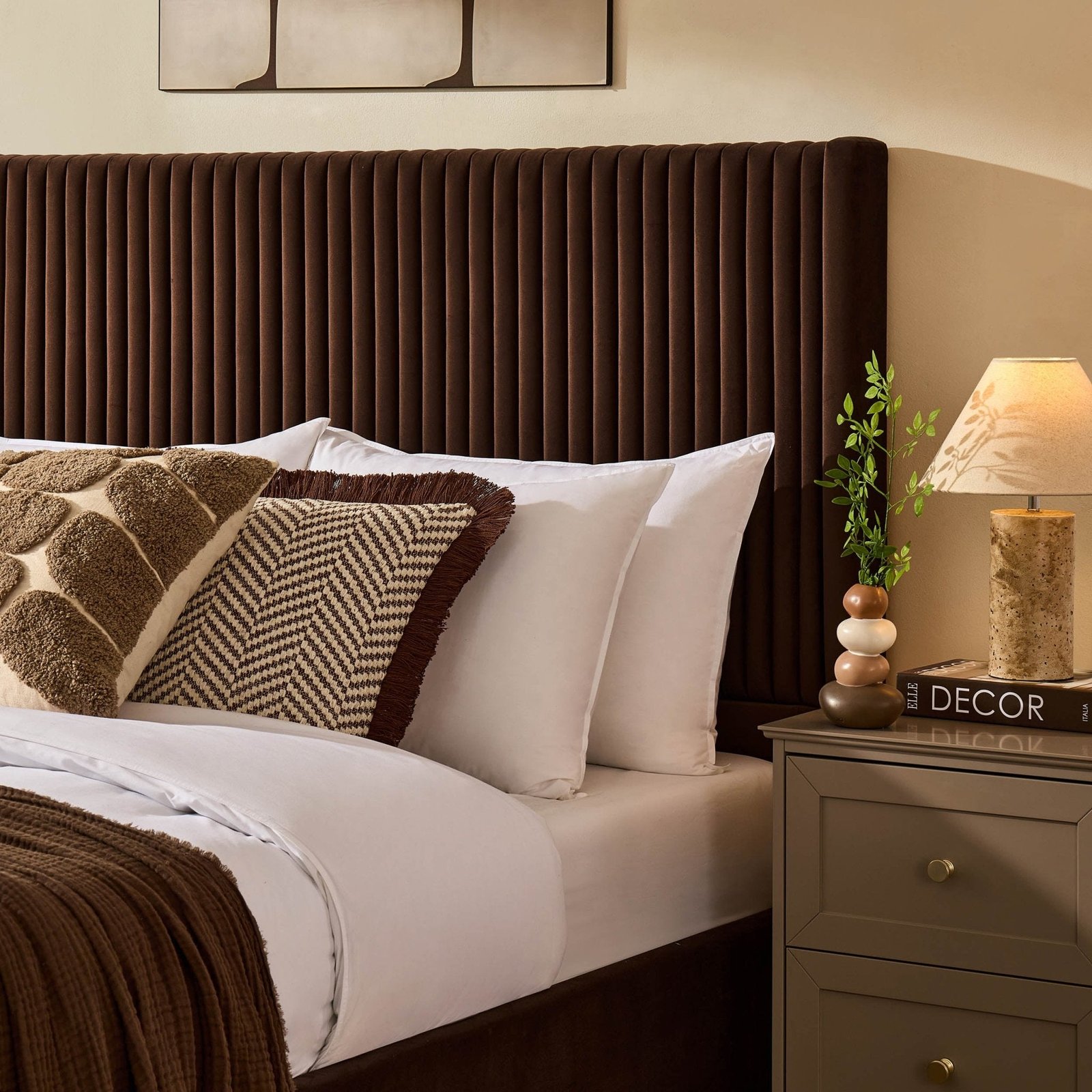 LiomoraMelrose Ottoman Storage Bed - Cappuccino - Image 8