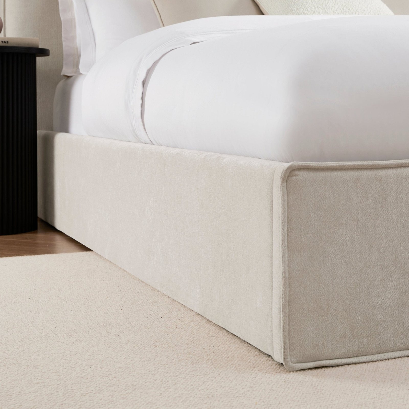 LiomoraOslo Ottoman Storage Bed - Ivory - Image 11