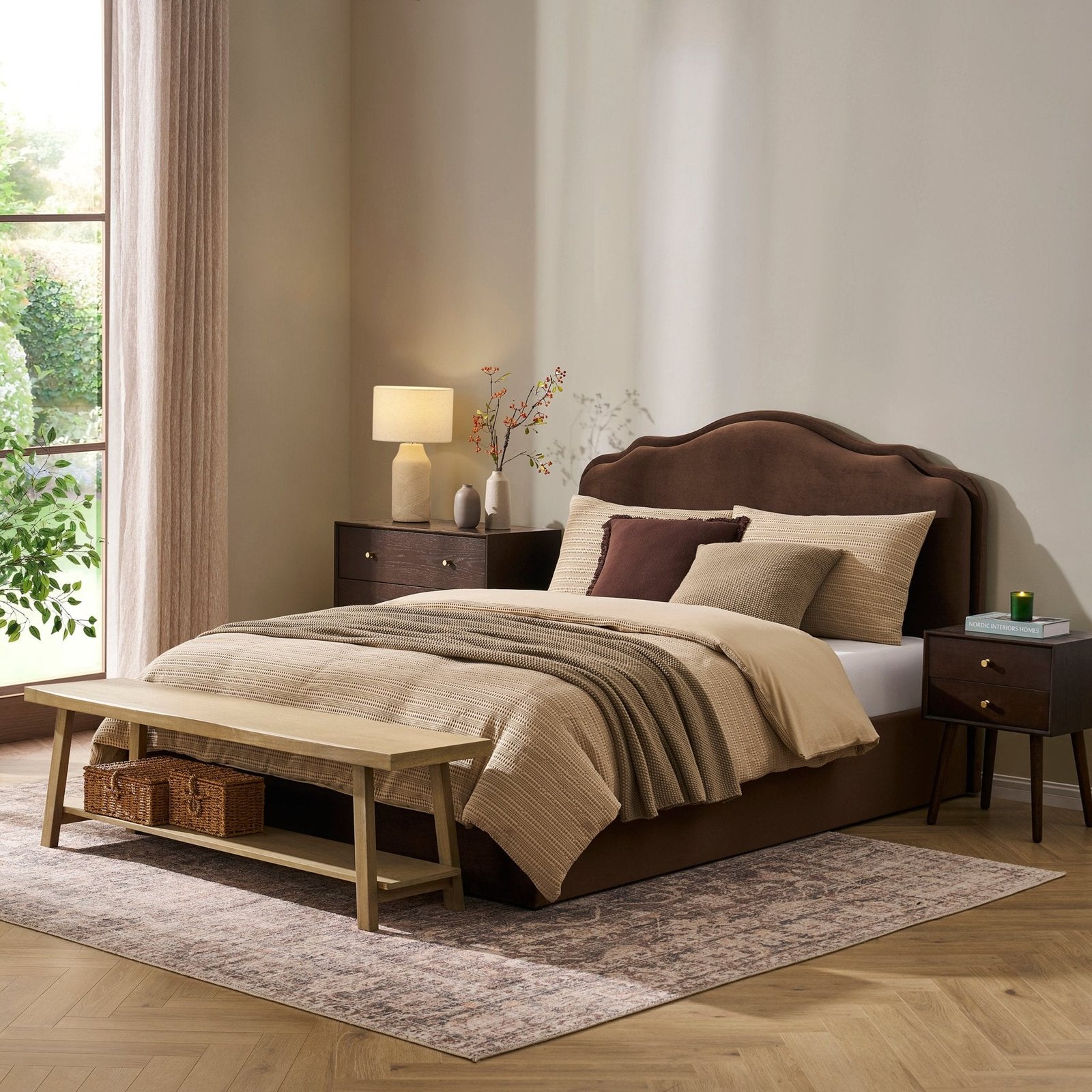 LiomoraWiltshire Ottoman Storage Bed - Cappuccino