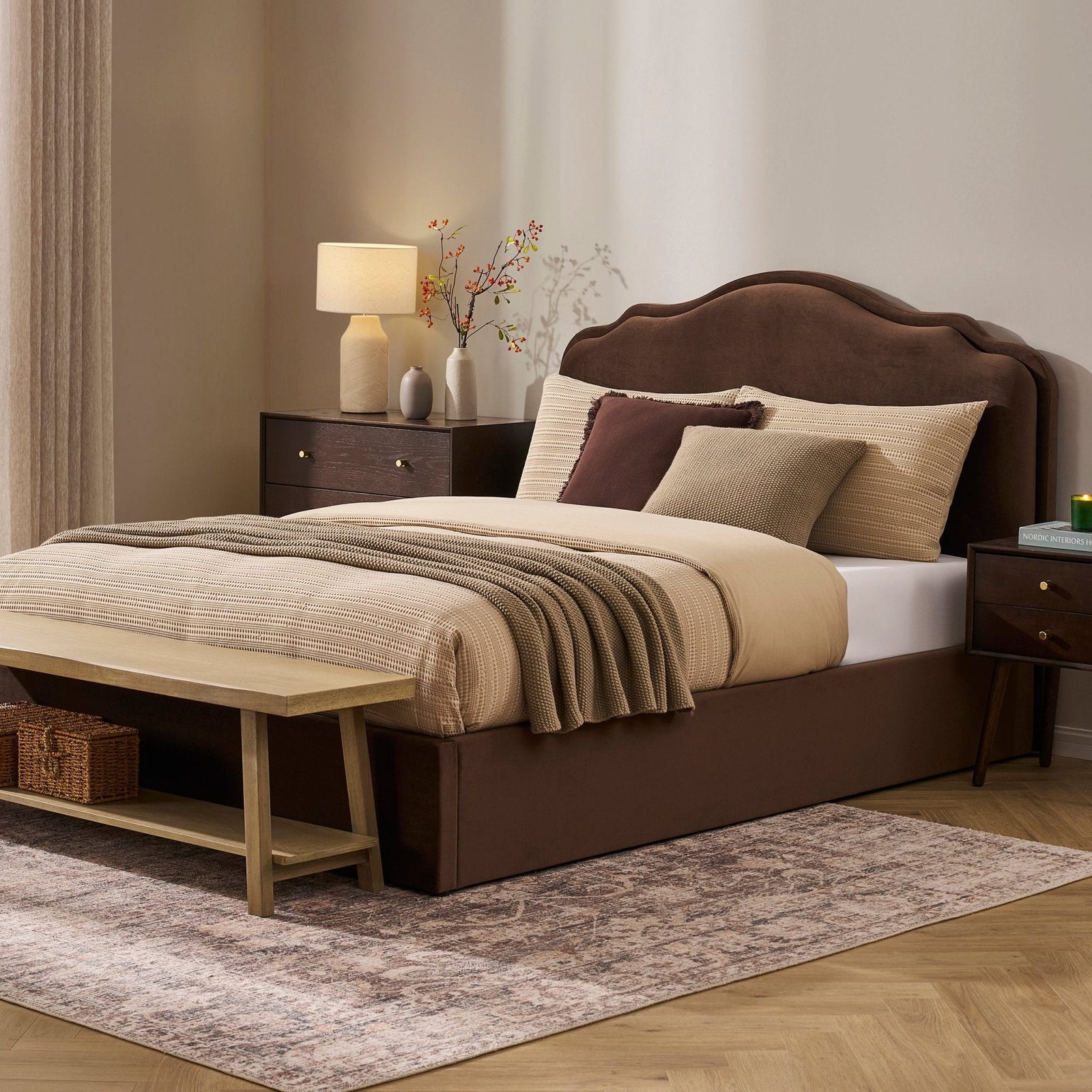 LiomoraWiltshire Ottoman Storage Bed - Cappuccino - Image 3