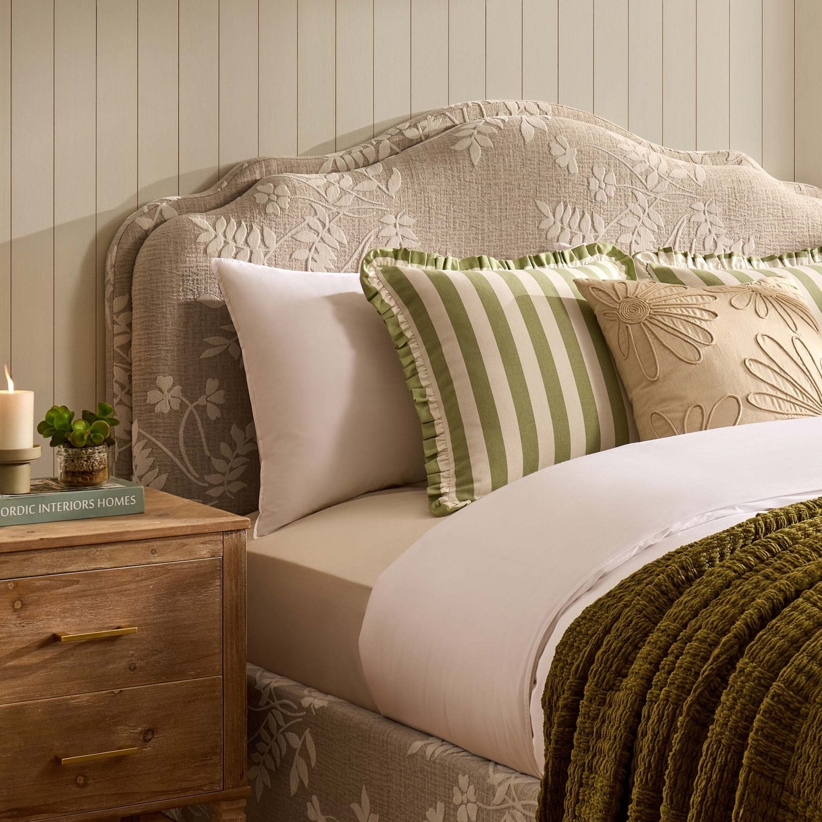 LiomoraWiltshire Ottoman Storage Bed - Jacquard Floral - Image 8